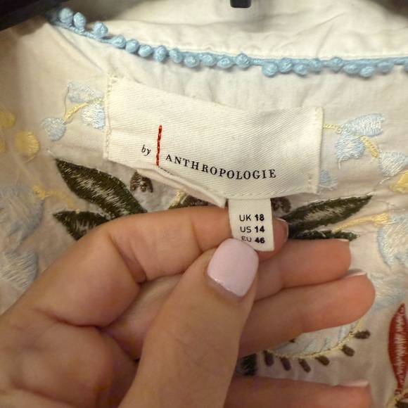 Anthropologie White Blouse with Multicolor Embroidery - Picture 4 of 4
